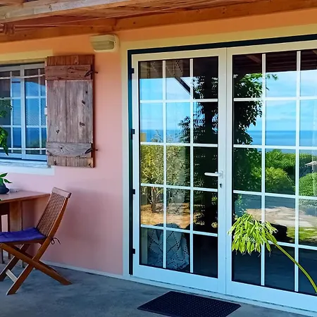 Couette-café Faial Cedros