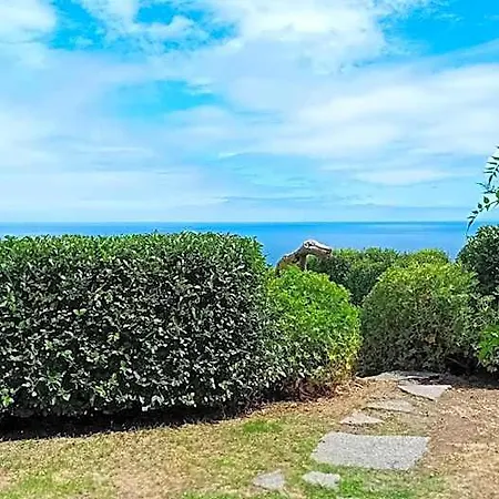 Faial Couette-café 3*